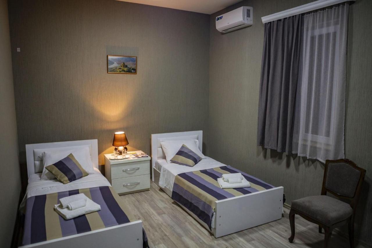 Twins Hotel Tiflis Dış mekan fotoğraf