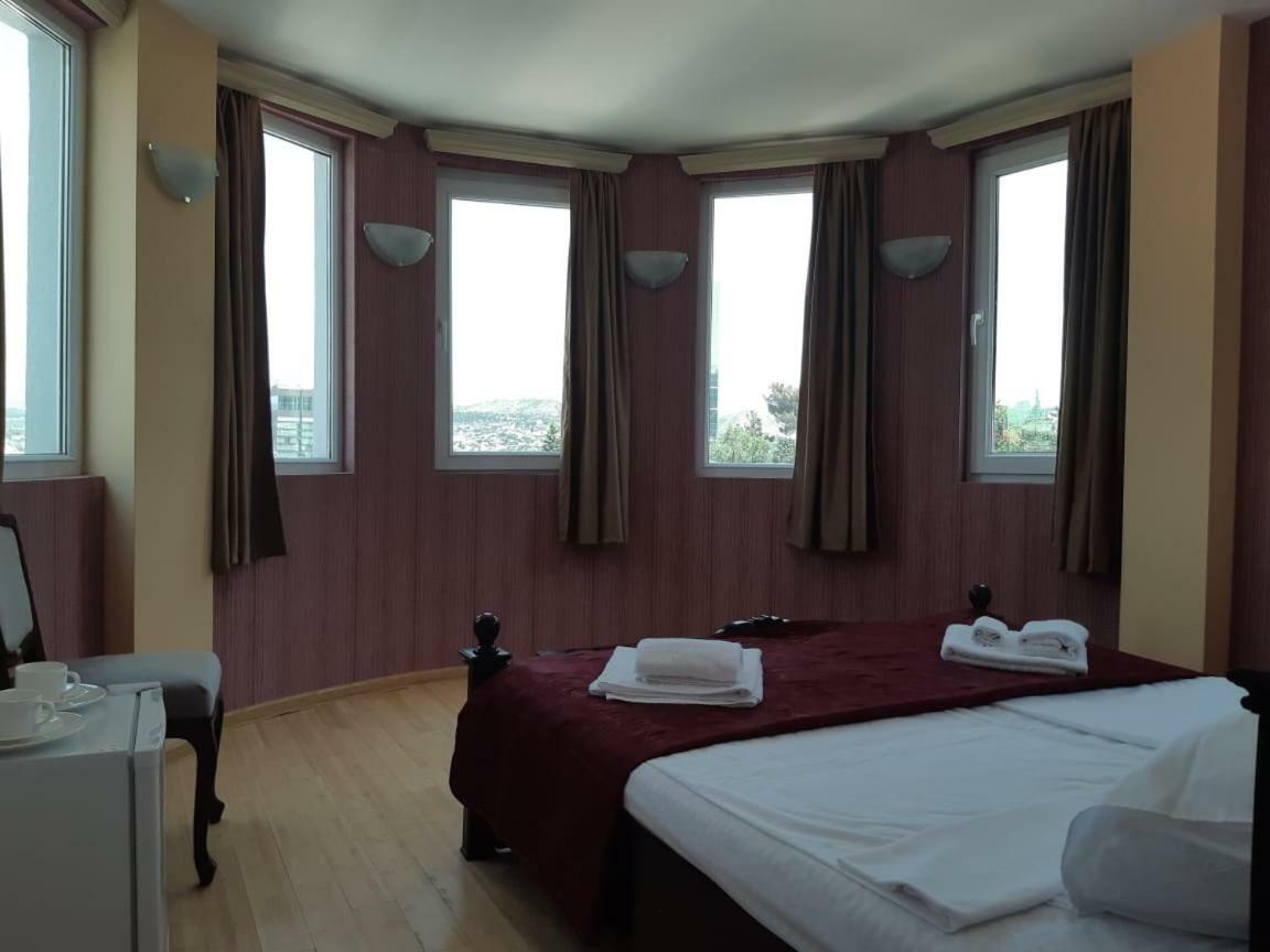 Twins Hotel Tiflis Dış mekan fotoğraf