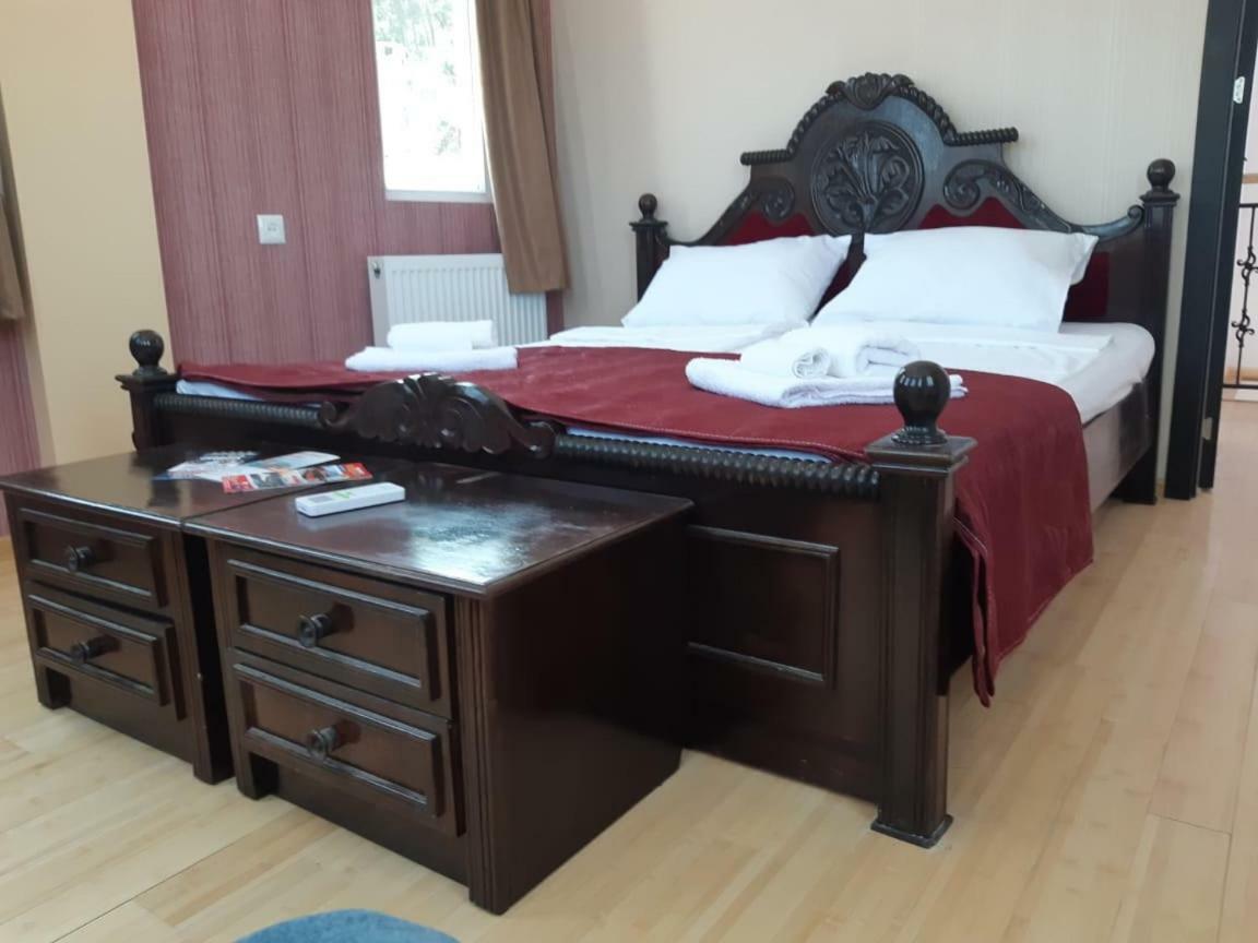 Twins Hotel Tiflis Dış mekan fotoğraf