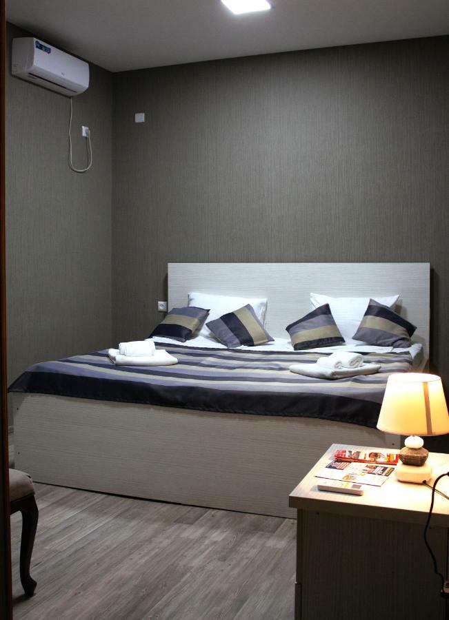 Twins Hotel Tiflis Dış mekan fotoğraf